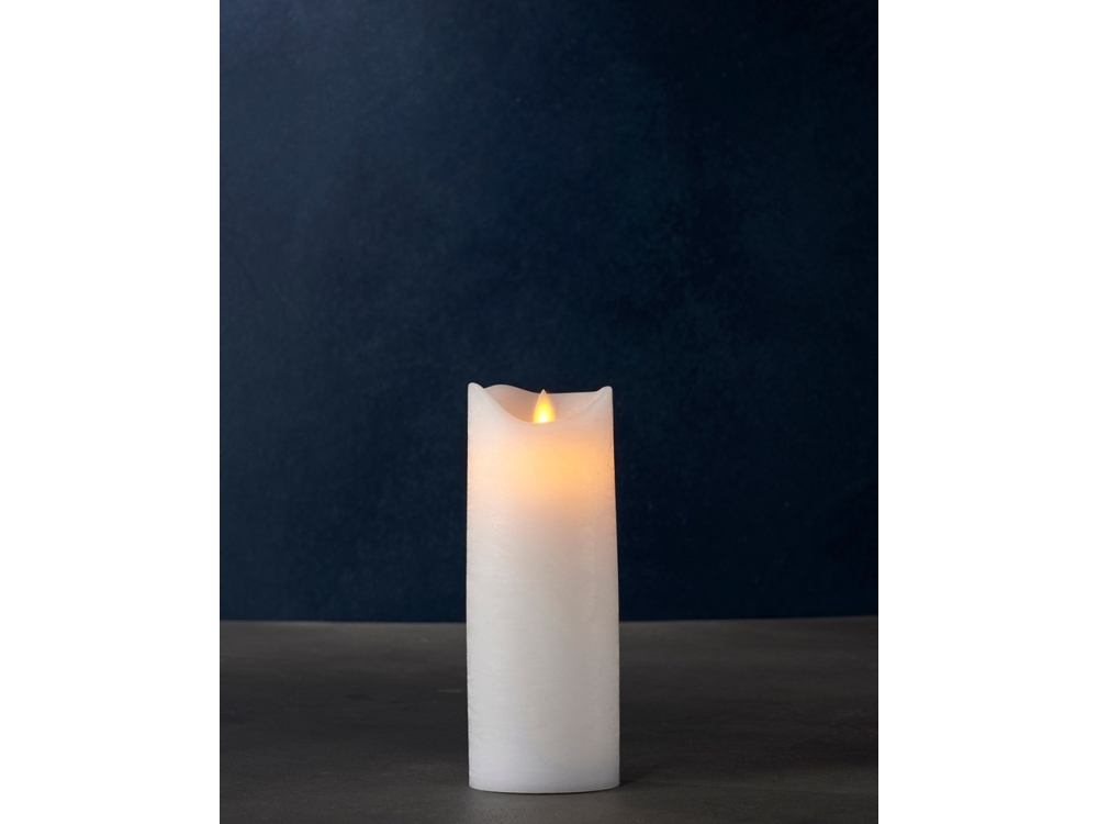 Sirius Sara Exclusive LED-vaxljus vit - Ø 7,5 - H 20 cm | Julen - Konstgjord belysning - Ljuskronor och blockljus | GameStuff