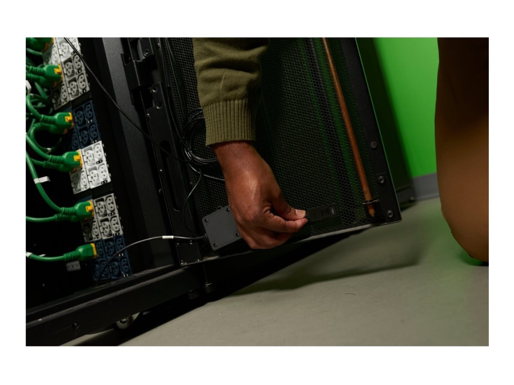 APC NetShelter - Temperatur- och luftfuktighetssensor för PDU-rack | Datorer & Surfplattor - UPS - UPS tillbehör | GameStuff