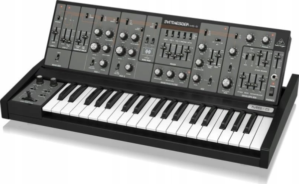 Behringer Analog Synthesizer