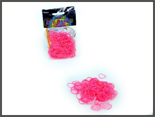 Hipo gumminyckelringar rosa för armband, 250 st. (620077) | Papper & Emballage - Förpackning - Garn & Resårer | GameStuff