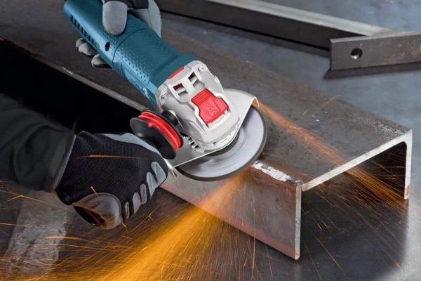 Kampinis šlifuoklis Bosch GWX 15-125 PS PROFESSIONAL