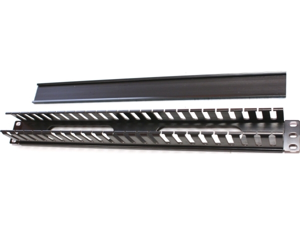Oem 19" Įrišimo Skydelis 1U, Metalinis Su Plastikiniu Dangteliu, 40X50mm, Praleidžiamasis, Juodas