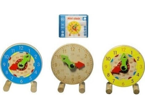 Hölzerne Uhr
