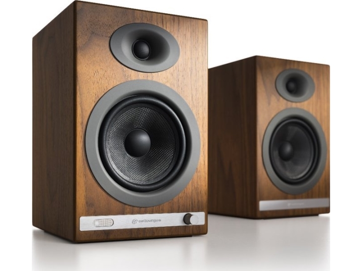 AudioEngine Audioengine HD5 højttaler - Valnød - Musikanlæg til hjemmebrug