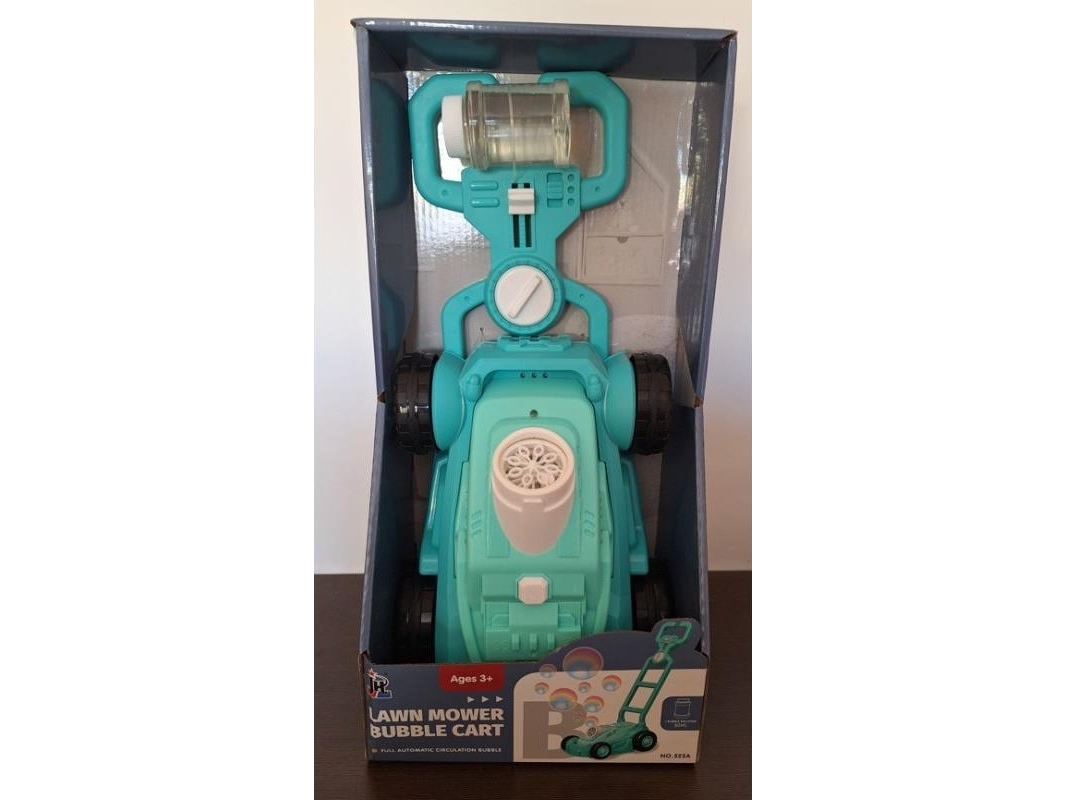 Dromader Mower n/bat.making soap bubbles.1327679 76793