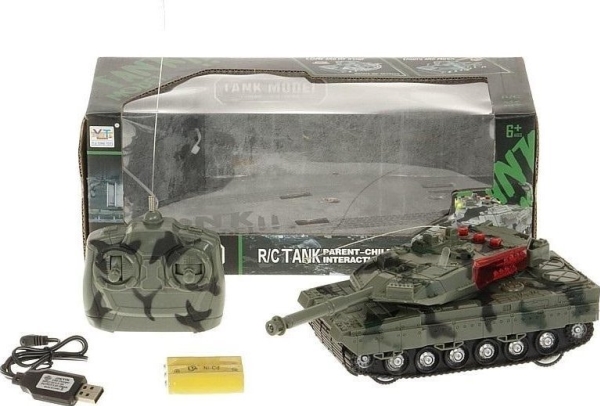 Remote Controlled Tank With Light And Sound
