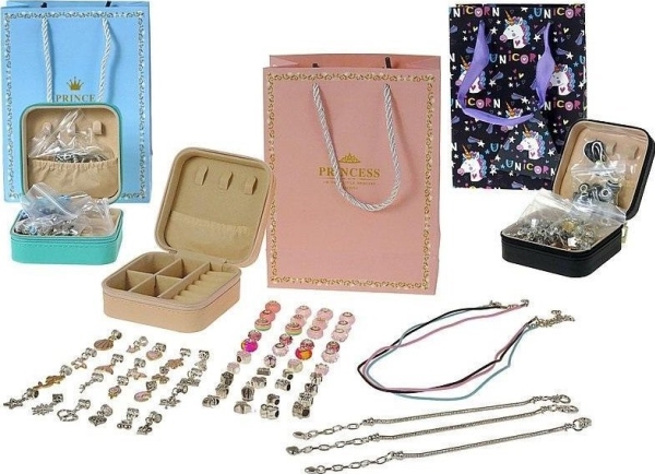 Bracelet Set In Case + Bag Mix