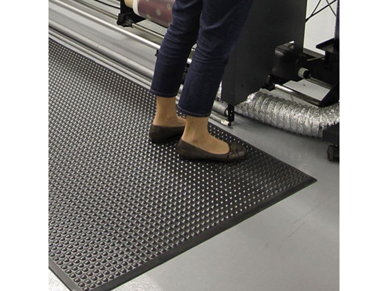 Industrimåtte Basic Bubble mm 0,9x1,50 m Farve: Sort