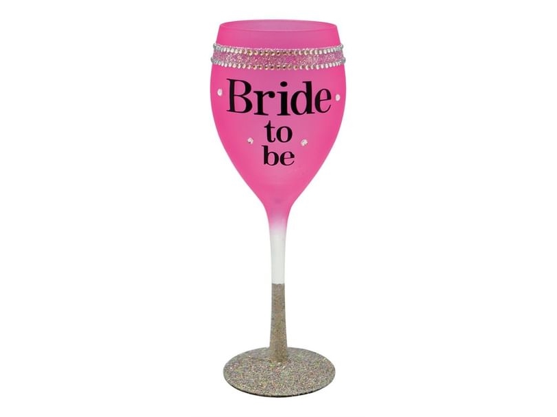 Vaaleanpunainen viinilasi, tuleva morsian