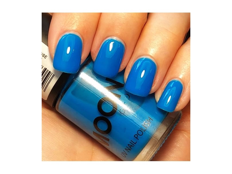 Blauer Neon-Uv-Nagellack