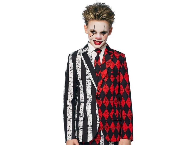 Suitmeister Twisted Circus