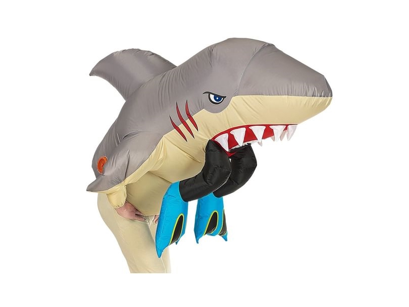 Shark Attack, Oppusteligt Kostume