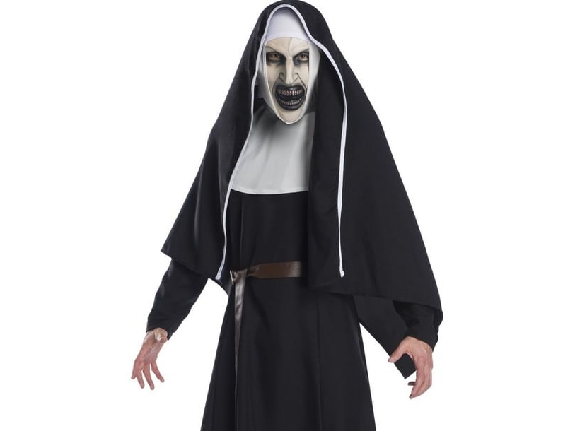 The Nun Kostume