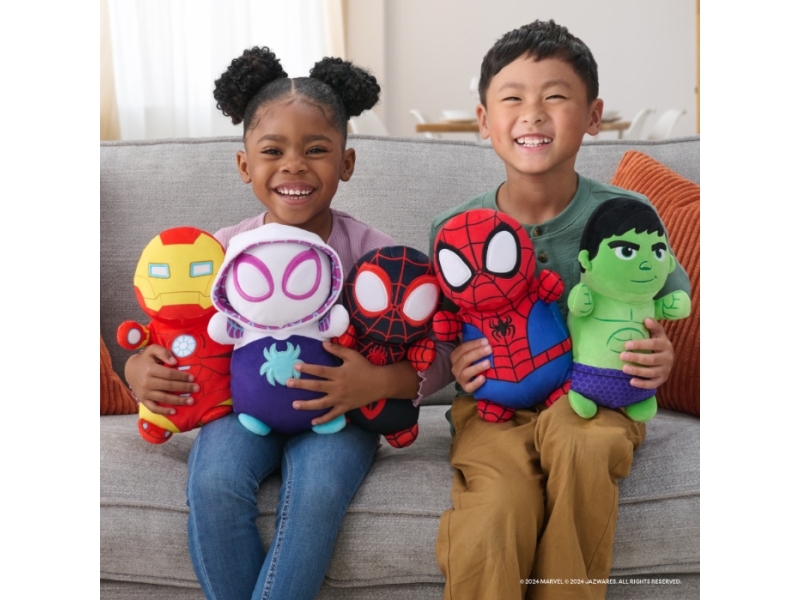 SPIDEY HUGMEES 25 cm ASS - assorteret