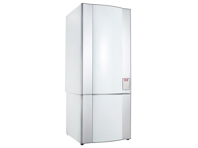 METRO THERM Varmtvandsbeholder, fjern-/centralvarme 200 ltr. med 3/4 2,0 m² hedeflade. HxBxD 1450x595x615 mm.