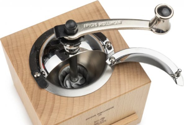 Peugeot moulin D&amp #039Olivier Roellinger kryddkvarn för peppar, naturlig | Bordssättning - Tillbehör för bordet - Salt och peppar | GameStuff