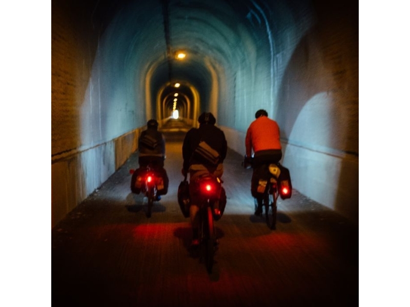 Blackburn-lykter LOCAL 50 foran 50 lumen, LOCAL 10 bak 10 lumen (BBN-7053782)