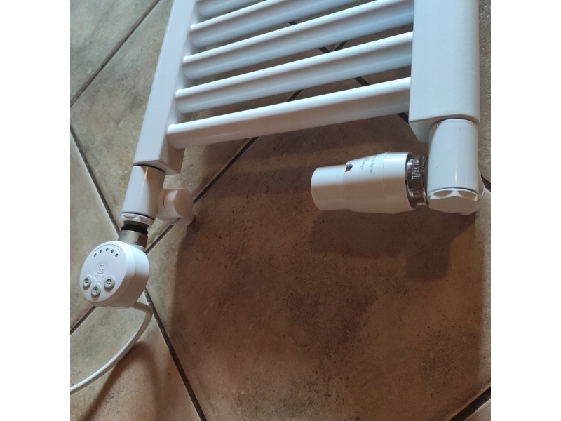 Varioterm-Radiator Integra Højre, Sort Mat