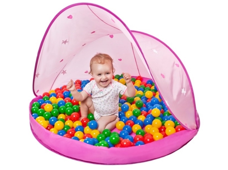 Pink Legetelt med 50 bultar | Utomhusleksaker - Spela i trädgården - Play Tält | GameStuff