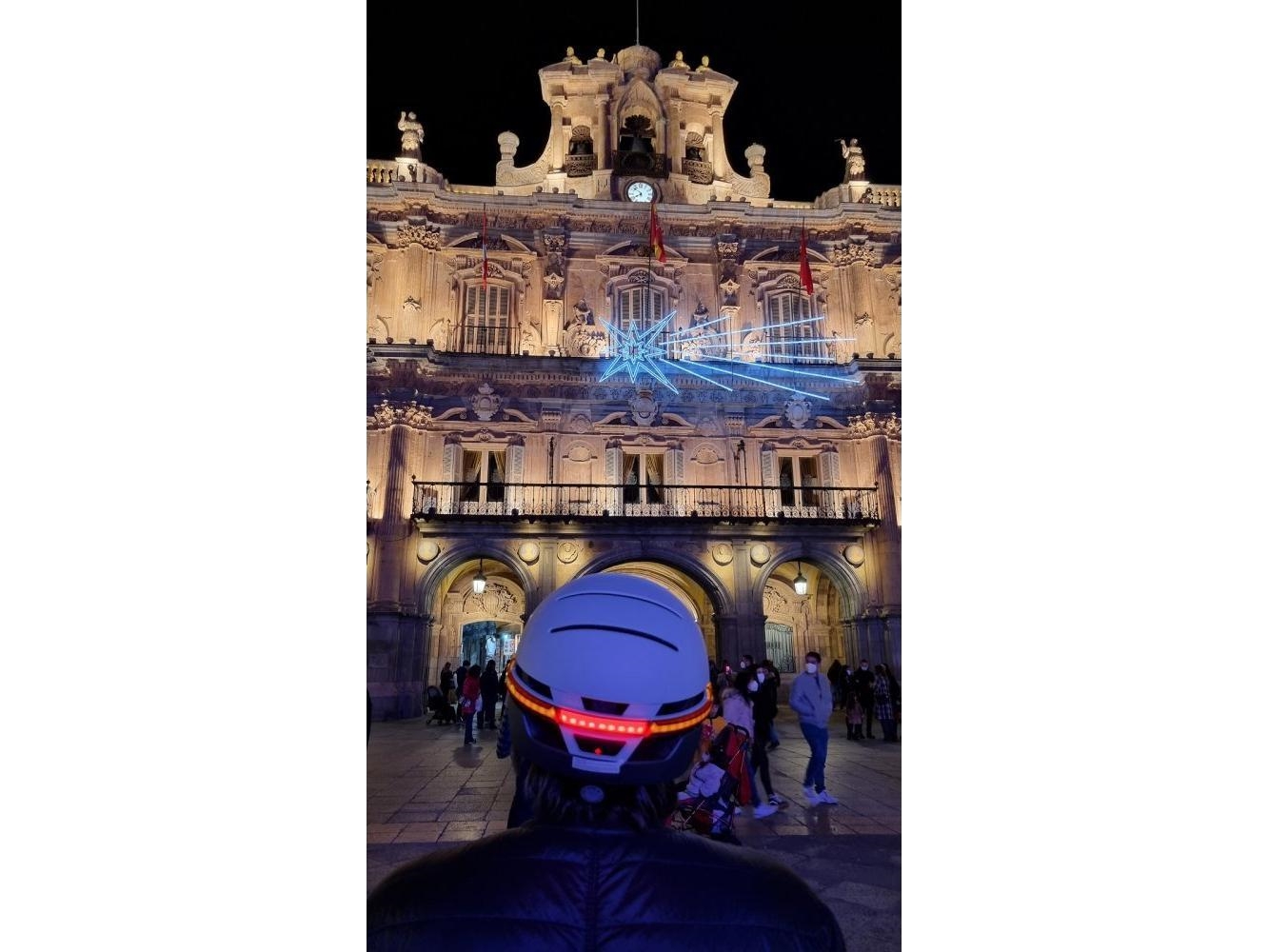 Bluetooth city-hjelm 57-61cm LED/SOS/Intercom lilla