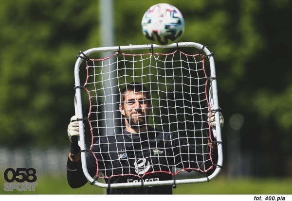 YakimaSport rebounder mini för målvaktstränare *ys | Utomhusleksaker - Spela i trädgården - Fotbollsmål | GameStuff