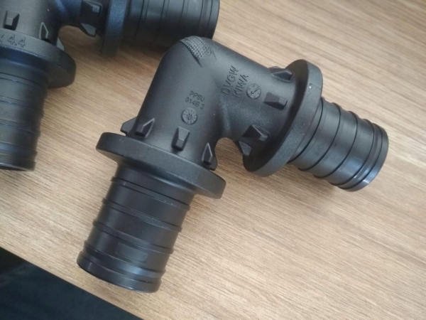 Rehau Knee Px - 32/90 ^ Rautitan - Ppsu