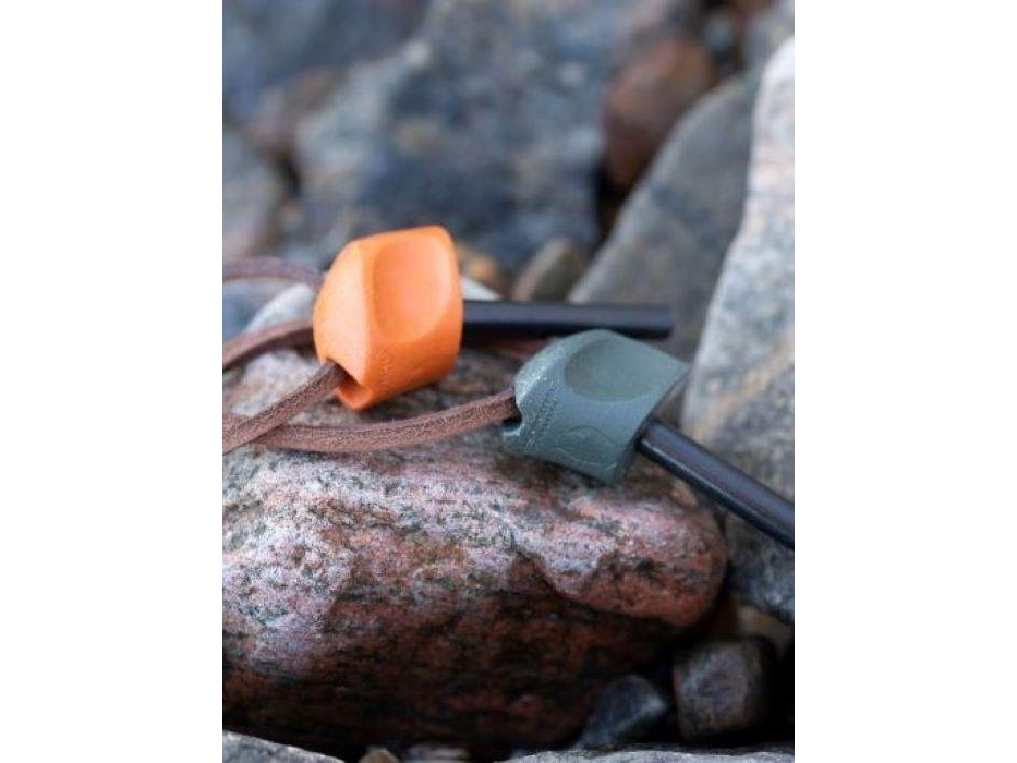 Light My Fire Tinder dim. for the FireKnife Bio Sagegreen knife | Utomhus - Outdoor utrustning - Metalldetektorer och tillbehör | GameStuff