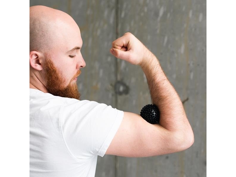 HMS BLP01 SORT LACROSSEBOLD MED PIGGE TIL MASSAGE HMS