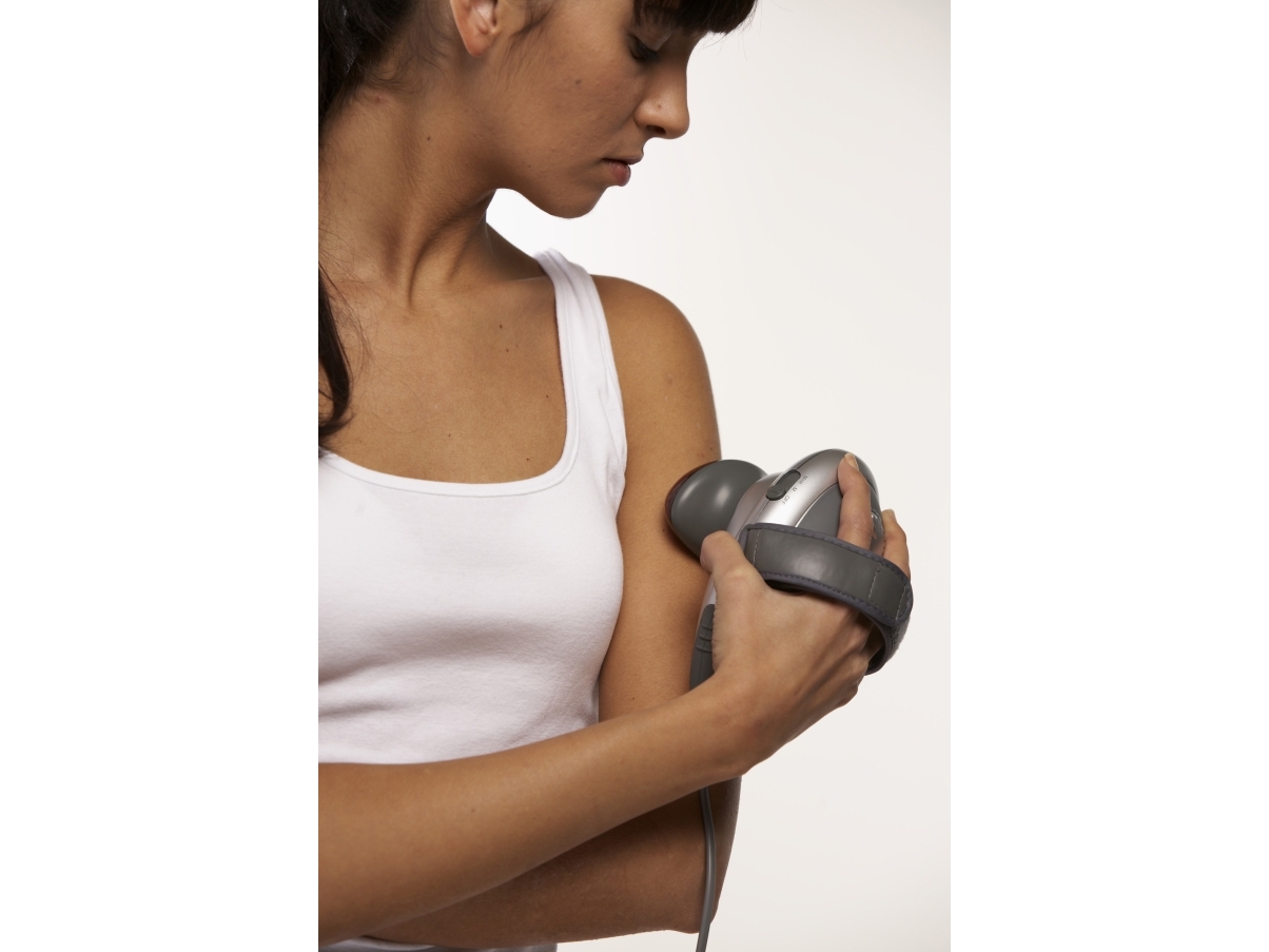 Massageapparat med aftageligt håndtag og infrarød varme MG70