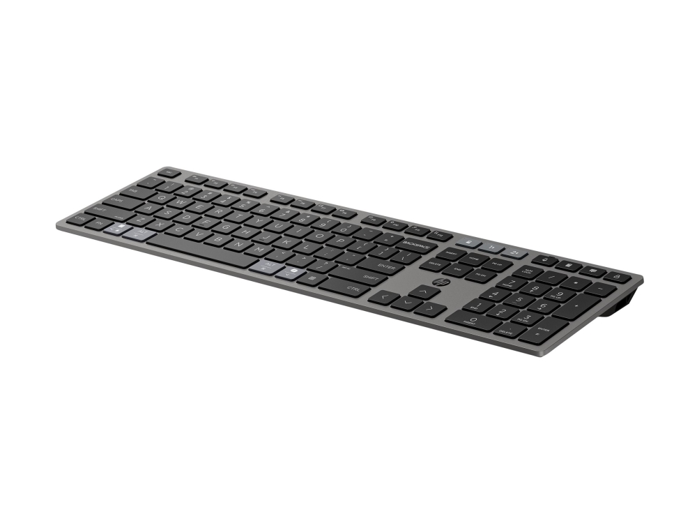Hp 725 - Sæt Med Mus Og Tastatur - Multi-Enhed, Genopladelig, Drevet Af Superkondensator - Full Size - Trådløs - Bluetooth, 2.4 Ghz - Tysk - Nattesor