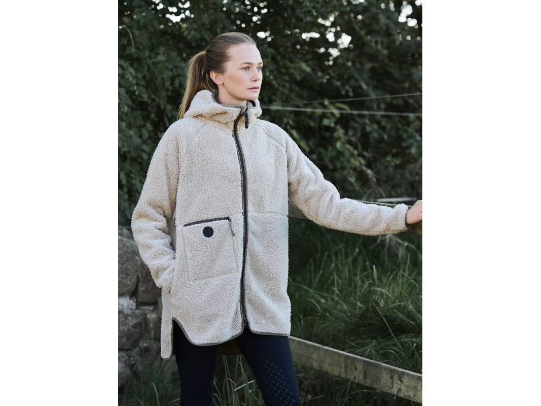 Jacson Nora Teddyjacka Beige M | Sällskapsdjur - Häst - Til ryttaren | GameStuff