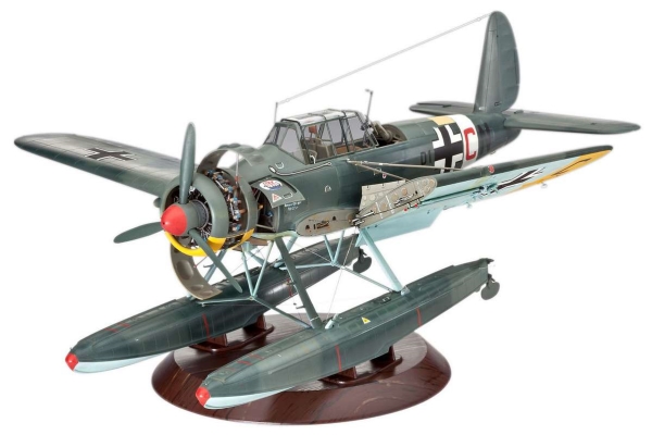 Revell Aircraft Arado Ar 196A-3 Wasserflugzeug 1/32