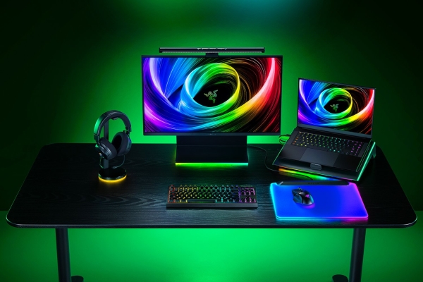 Razer Blackwidow V4 Tenkeyless Hyperspeed, Kabel & Trådløs, Usb + Rf Wireless + Bluetooth, Mekanisk, Qwerty, Rgb Led, Sort