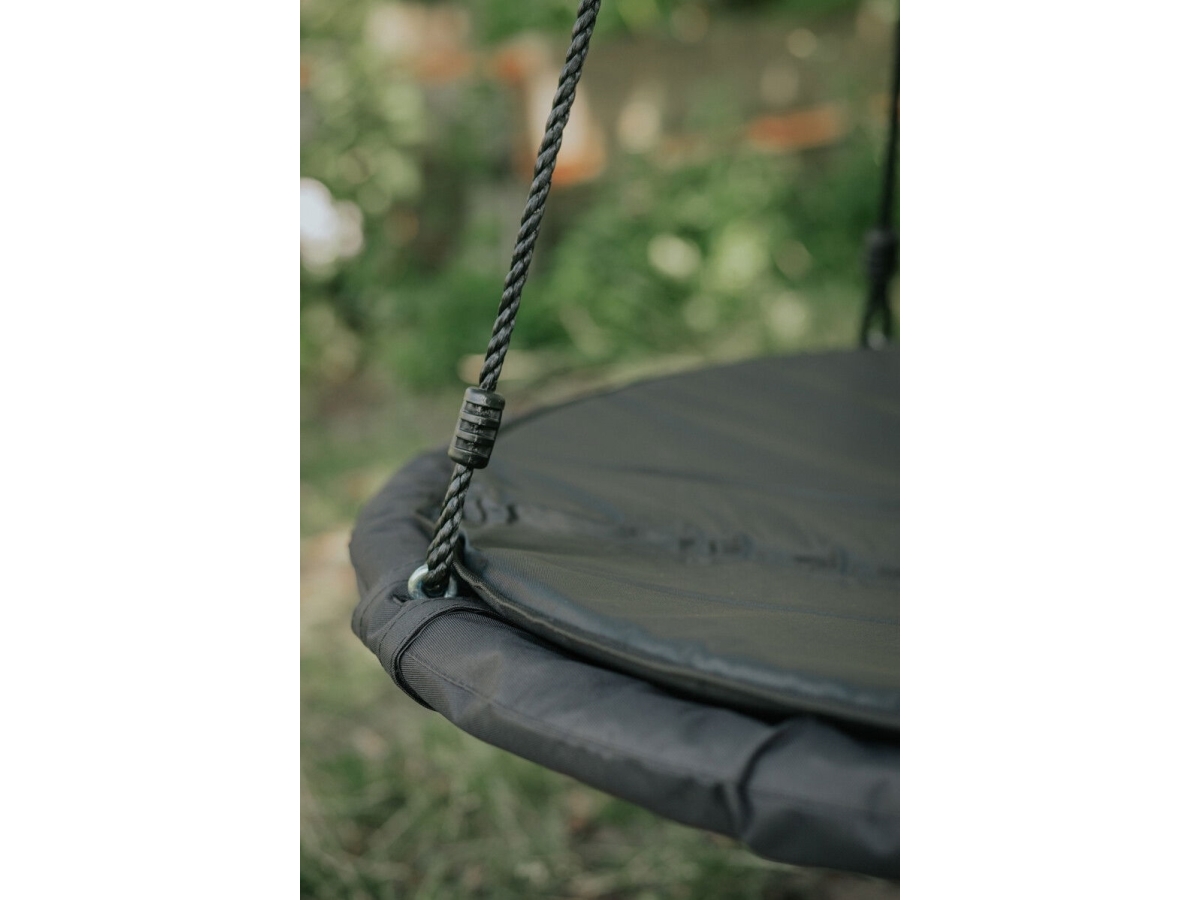 KREA Mattress Black Swing, D100 CM | Leksaker - Figurer & Dockor | GameStuff