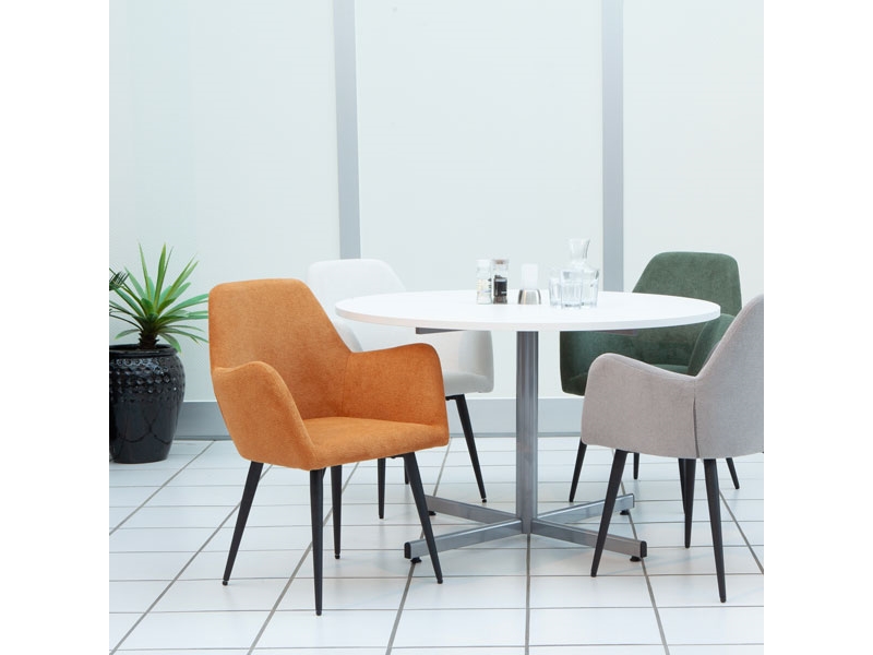 Dixi tuoli valkoinen