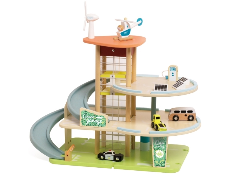 Classic World Green Wood Stor parkeringsplats med tillbehör | N - A | GameStuff