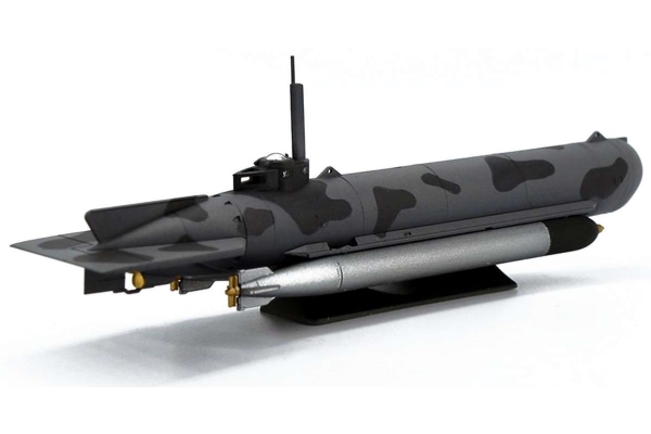 Revell Model Building Kit - German Submarine Type Molch 1:72 - 35dlg.