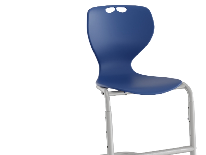 Tarris stol, olivfärgad sits med aluminiumgrå ben och fotstöd | Möbler - Stolar & Stolmattor - Matsalstolar | GameStuff