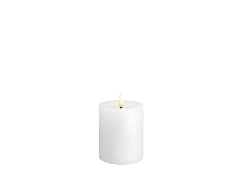 Moods & More LED Rustik bloklys i hvid med smelteeffekt - Ø 7,4 cm x H 10 cm