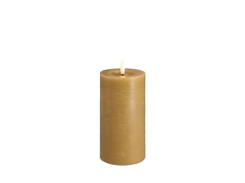 Moods & More LED Rustik bloklys i honey mustard med smelteeffekt - Ø 7,4 cm x H 15 cm