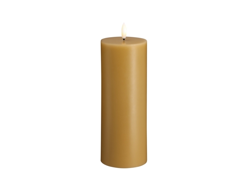 Moods & More LED bloklys i honey mustard - Ø 7,4 cm x H 20 cm