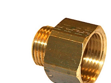 Spidsmuffe messing 3/4 x 1/2