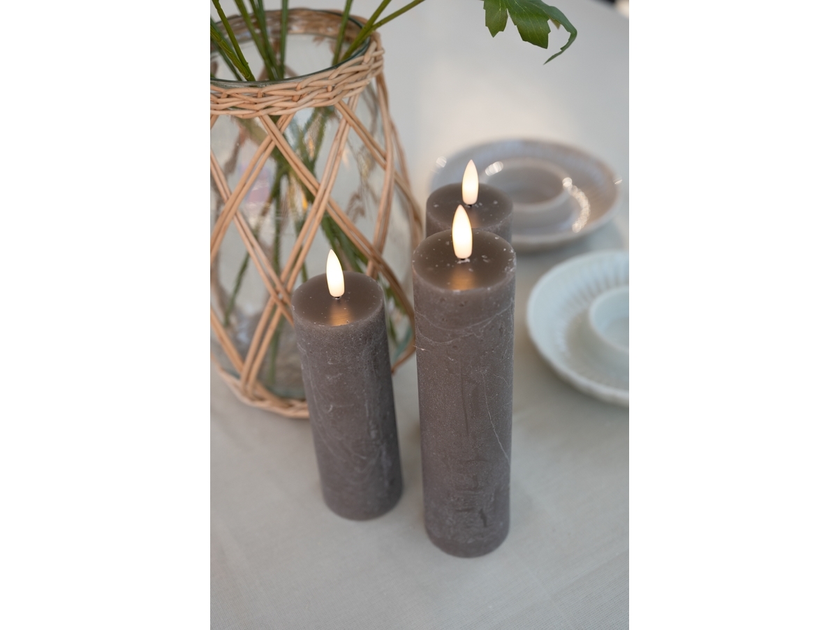 Det Gamle Apotek Led vokslys, h 20cm, dia. 5cm, 3/sæt, brun, ekskl. 6xaaa batteri