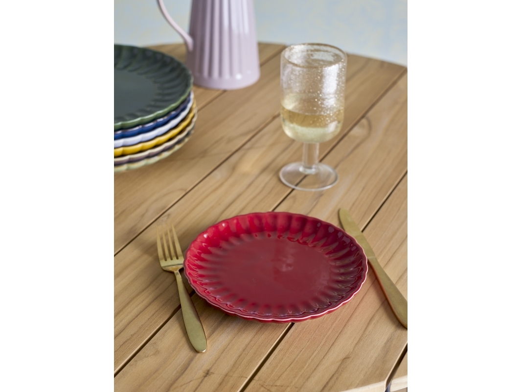 Latina Tallrik, röd, stengods | N - A | GameStuff