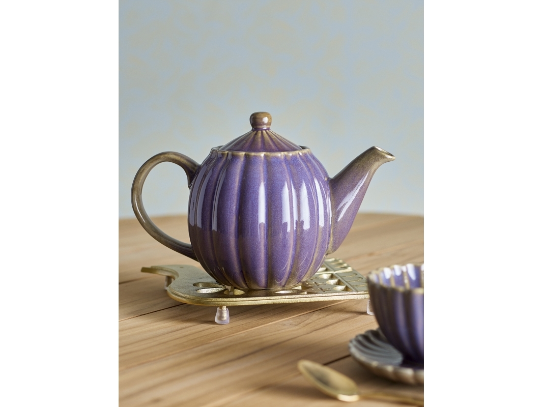Latina tekanna, lila, stengods | Bordssättning - Tillbehör för bordet - Bagare | GameStuff