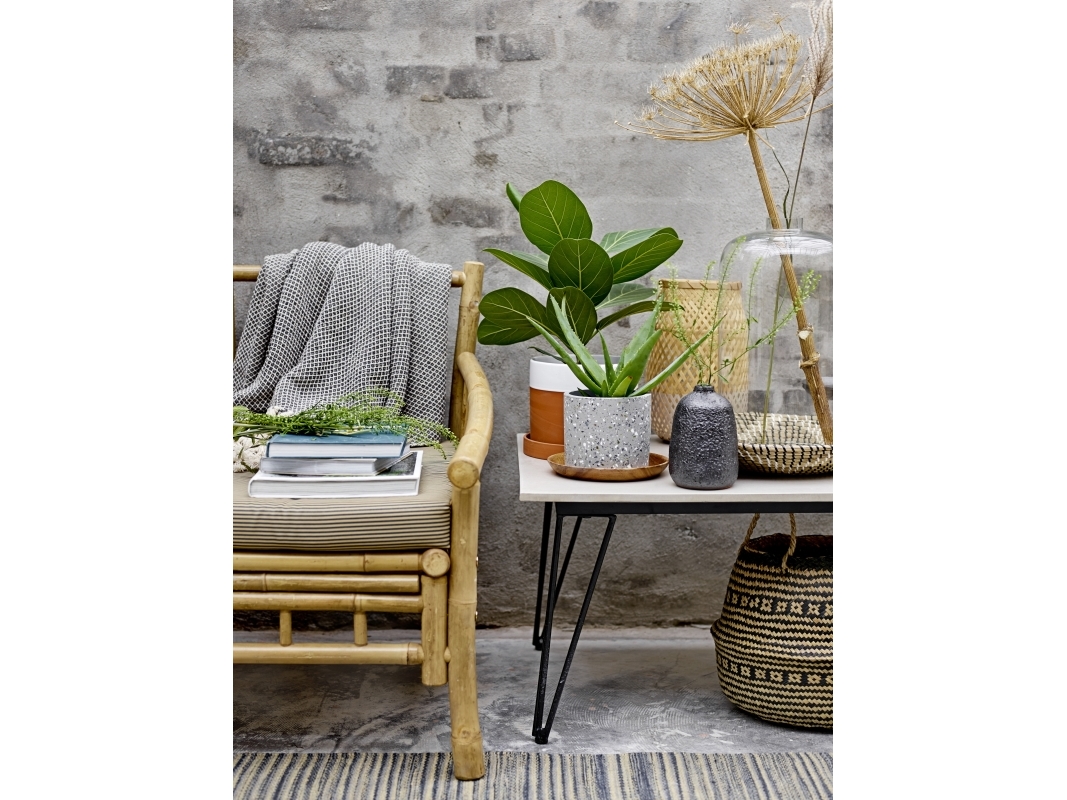 Udendørs sofa- og sidebord Bloomingville Mundo grå stål og cement H42 x 60 x 90 cm