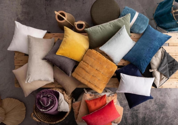 Vivaraise Elise Cushion Camel 30X50
