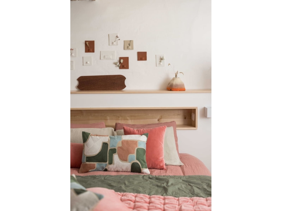 VIVARAISE ELISE CUSHION PECHE 45X45 | Bostäder - Hemtextil - Dekorativa kuddar | GameStuff