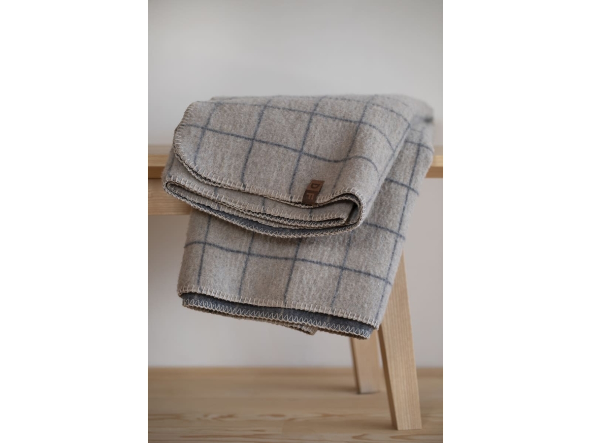 Fussenegger MERANO wool-blend throw checkered Smoke 160x200Cm