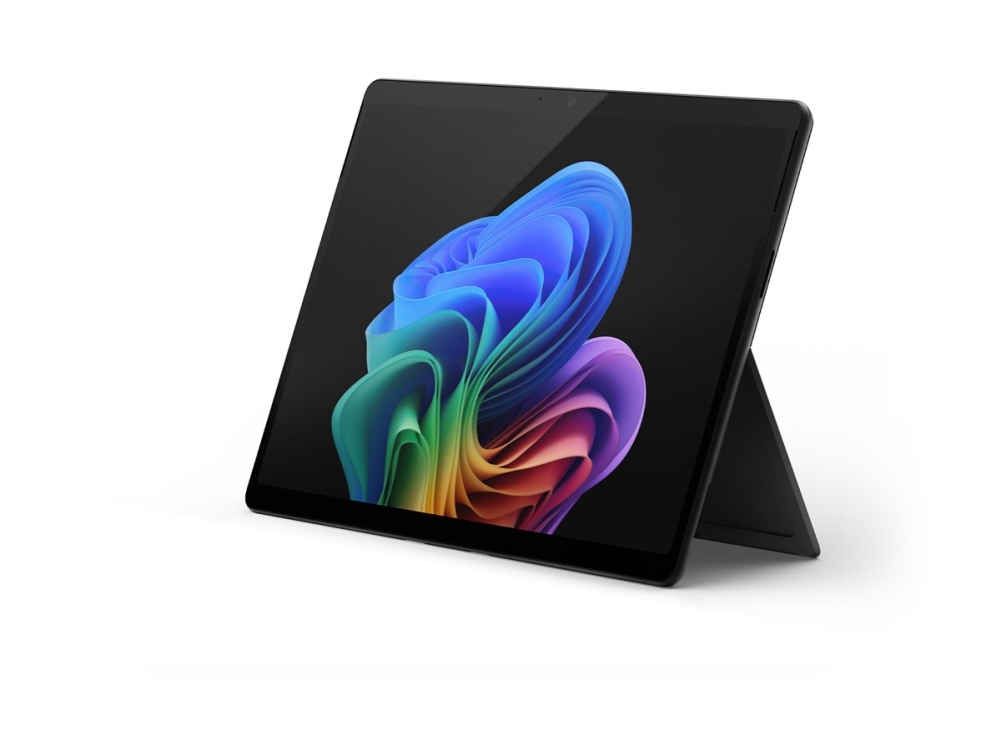 Microsoft Surface Pro Copilot+ PC - 11th Edition - surfplatta - Snapdragon X Elite - X1E-84-100 / upp till 4.2 GHz - Win 11 Home - Qualcomm Adreno - 16 GB RAM - 512 GB SSD - 13 OLED pekskärm 2880 x 1920 @ 120 Hz - NFC, Wi-Fi 7, Bluetooth - svart | Datorer & Surfplattor - Surfplattor - Windows Surfplattor | GameStuff